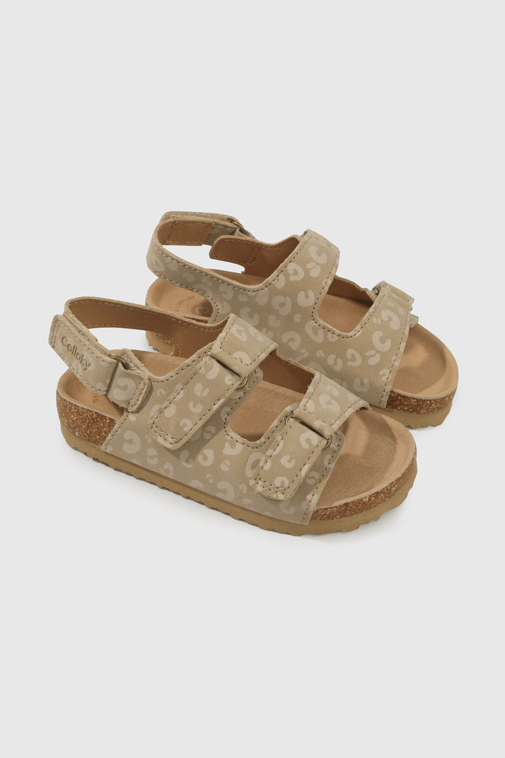 Sandalia Vestir Velcro Beige Ajuste Fácil Alturas Empeine