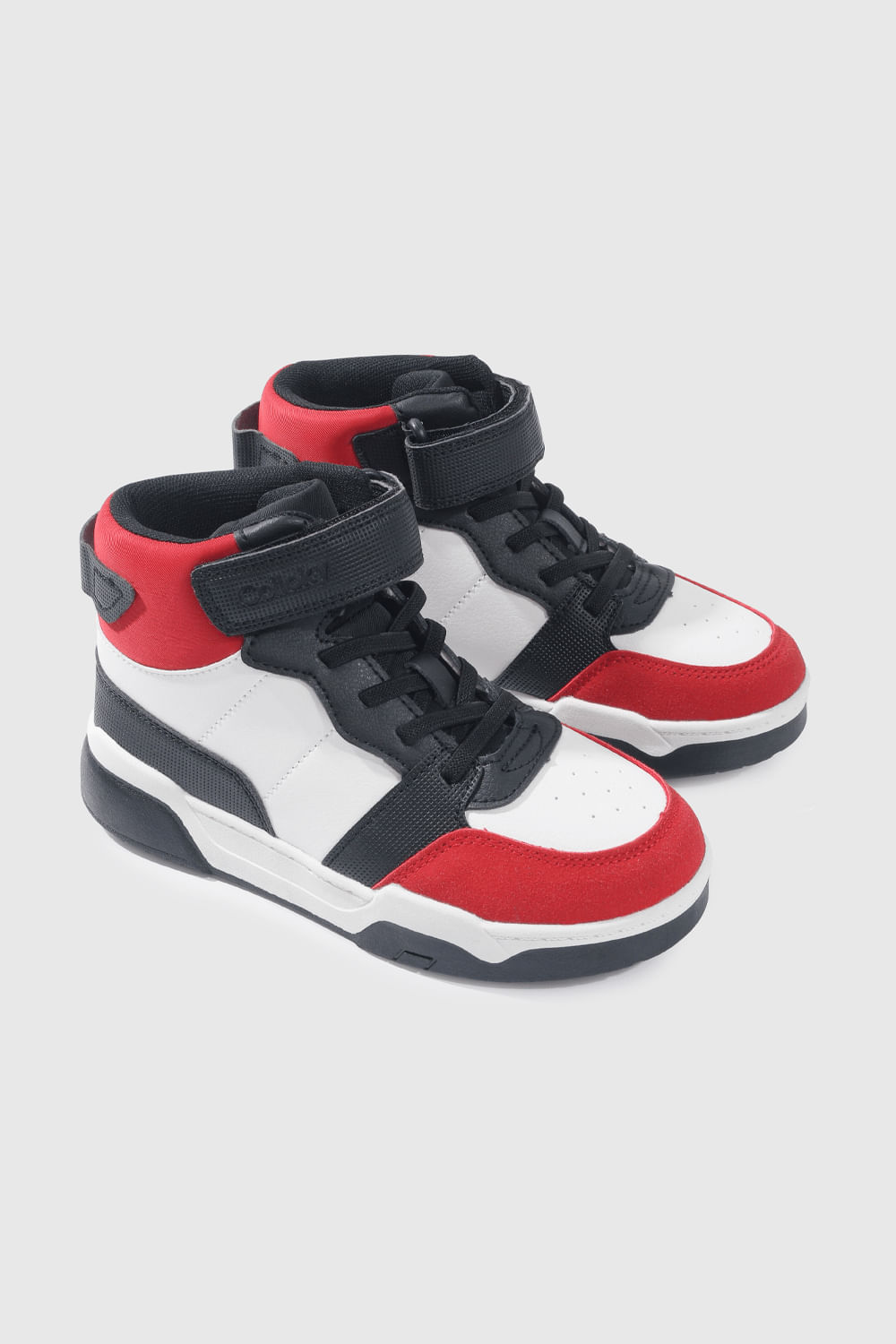 Zapatilla Urbana Roja caña alta de niño con cierre de velcro